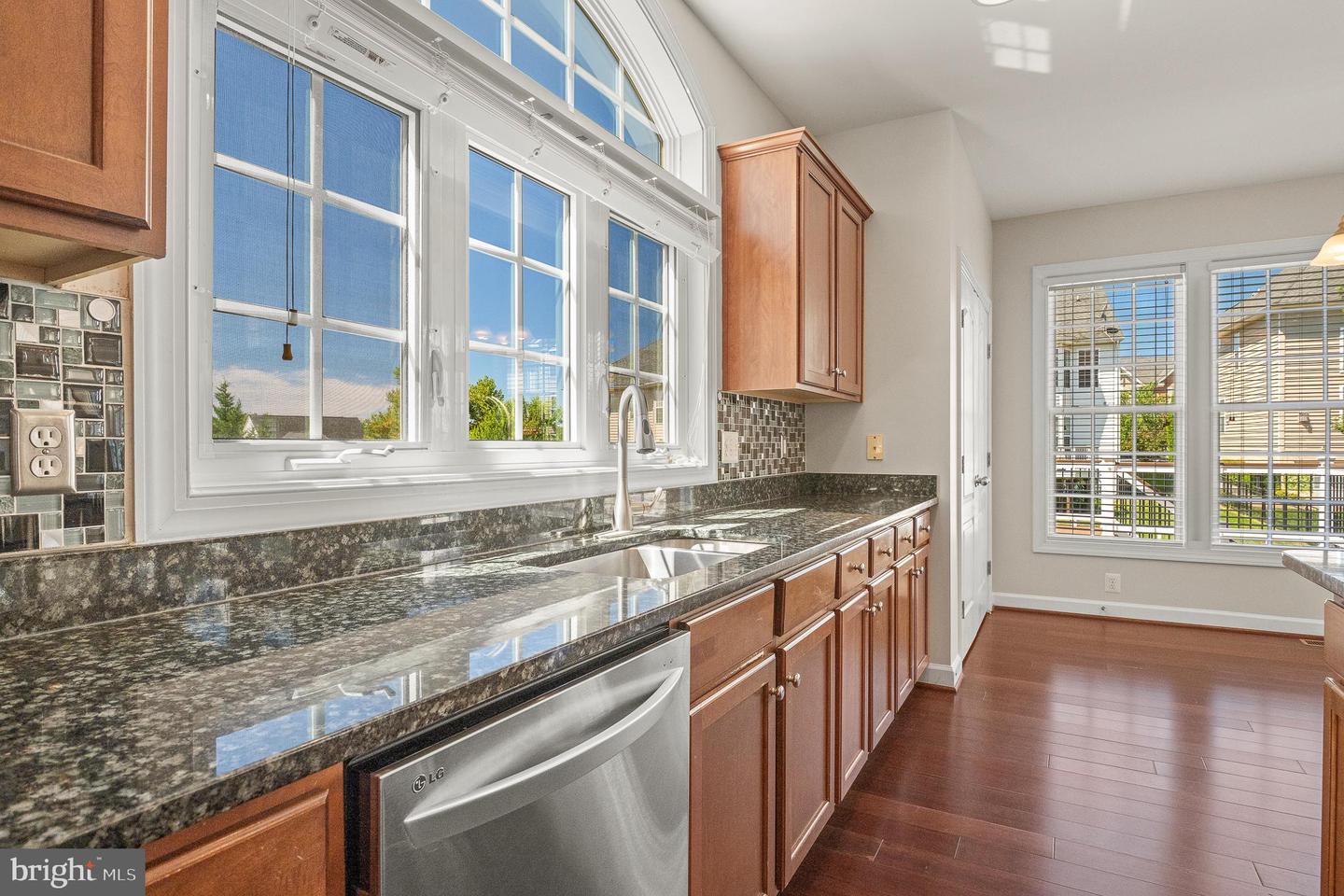 16862 REEF KNOT WAY, WOODBRIDGE, Virginia 22191, 5 Bedrooms Bedrooms, ,4 BathroomsBathrooms,Residential,For sale,16862 REEF KNOT WAY,VAPW2102818 MLS # VAPW2102818