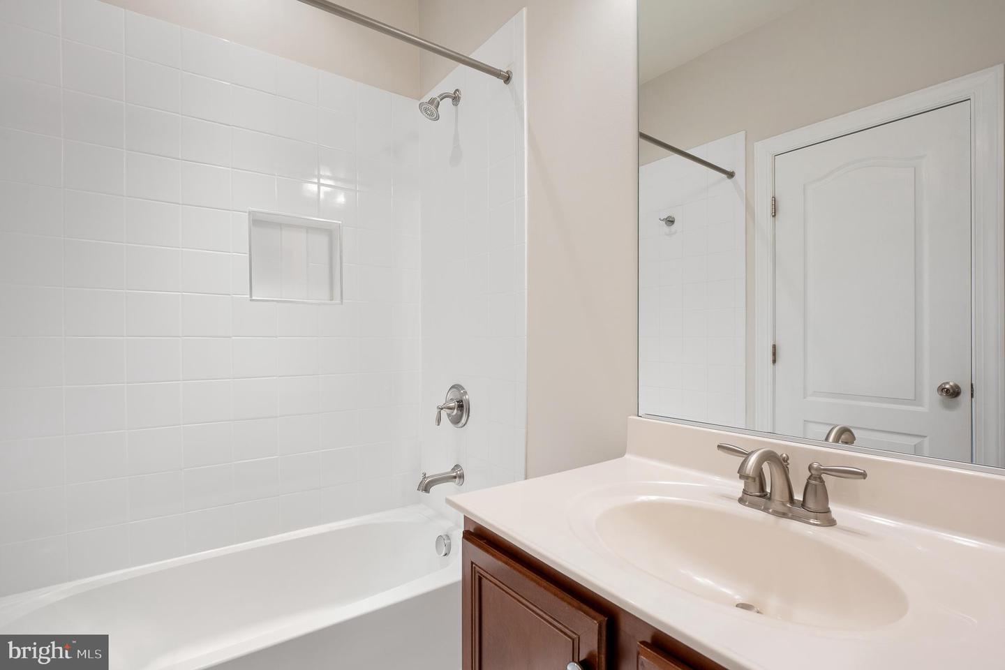 16862 REEF KNOT WAY, WOODBRIDGE, Virginia 22191, 5 Bedrooms Bedrooms, ,4 BathroomsBathrooms,Residential,For sale,16862 REEF KNOT WAY,VAPW2102818 MLS # VAPW2102818