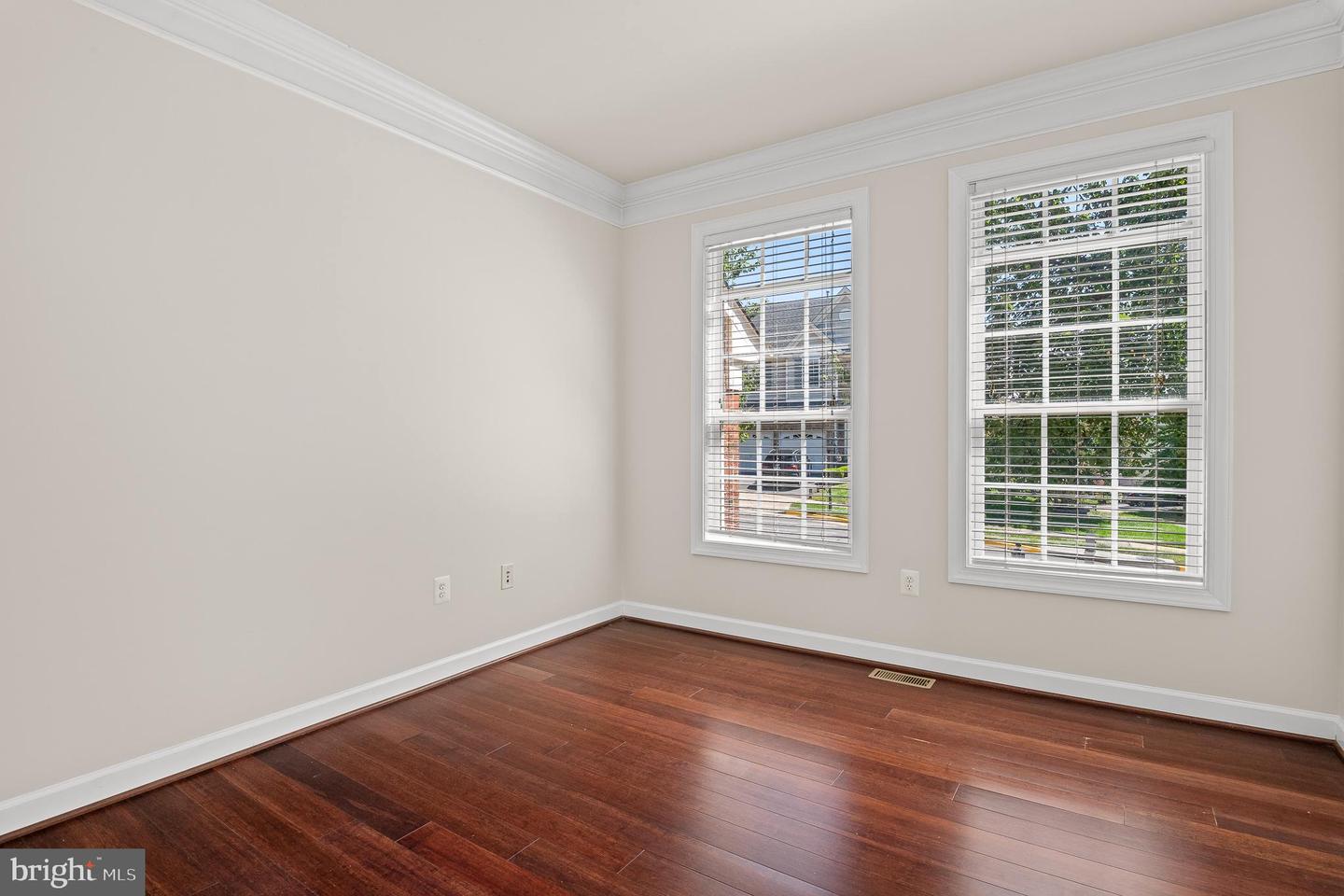 16862 REEF KNOT WAY, WOODBRIDGE, Virginia 22191, 5 Bedrooms Bedrooms, ,4 BathroomsBathrooms,Residential,For sale,16862 REEF KNOT WAY,VAPW2102818 MLS # VAPW2102818