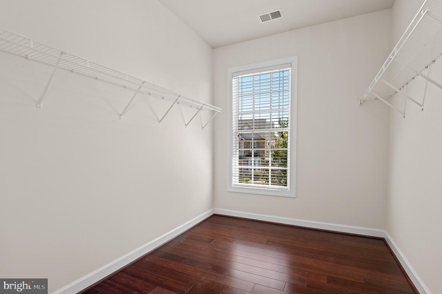 16862 REEF KNOT WAY, WOODBRIDGE, Virginia 22191, 5 Bedrooms Bedrooms, ,4 BathroomsBathrooms,Residential,For sale,16862 REEF KNOT WAY,VAPW2102818 MLS # VAPW2102818