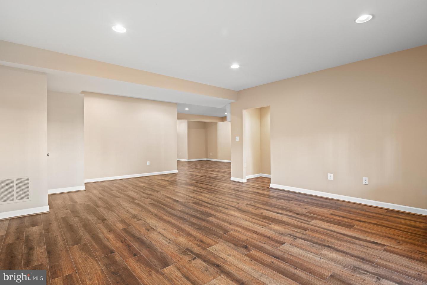 16862 REEF KNOT WAY, WOODBRIDGE, Virginia 22191, 5 Bedrooms Bedrooms, ,4 BathroomsBathrooms,Residential,For sale,16862 REEF KNOT WAY,VAPW2102818 MLS # VAPW2102818