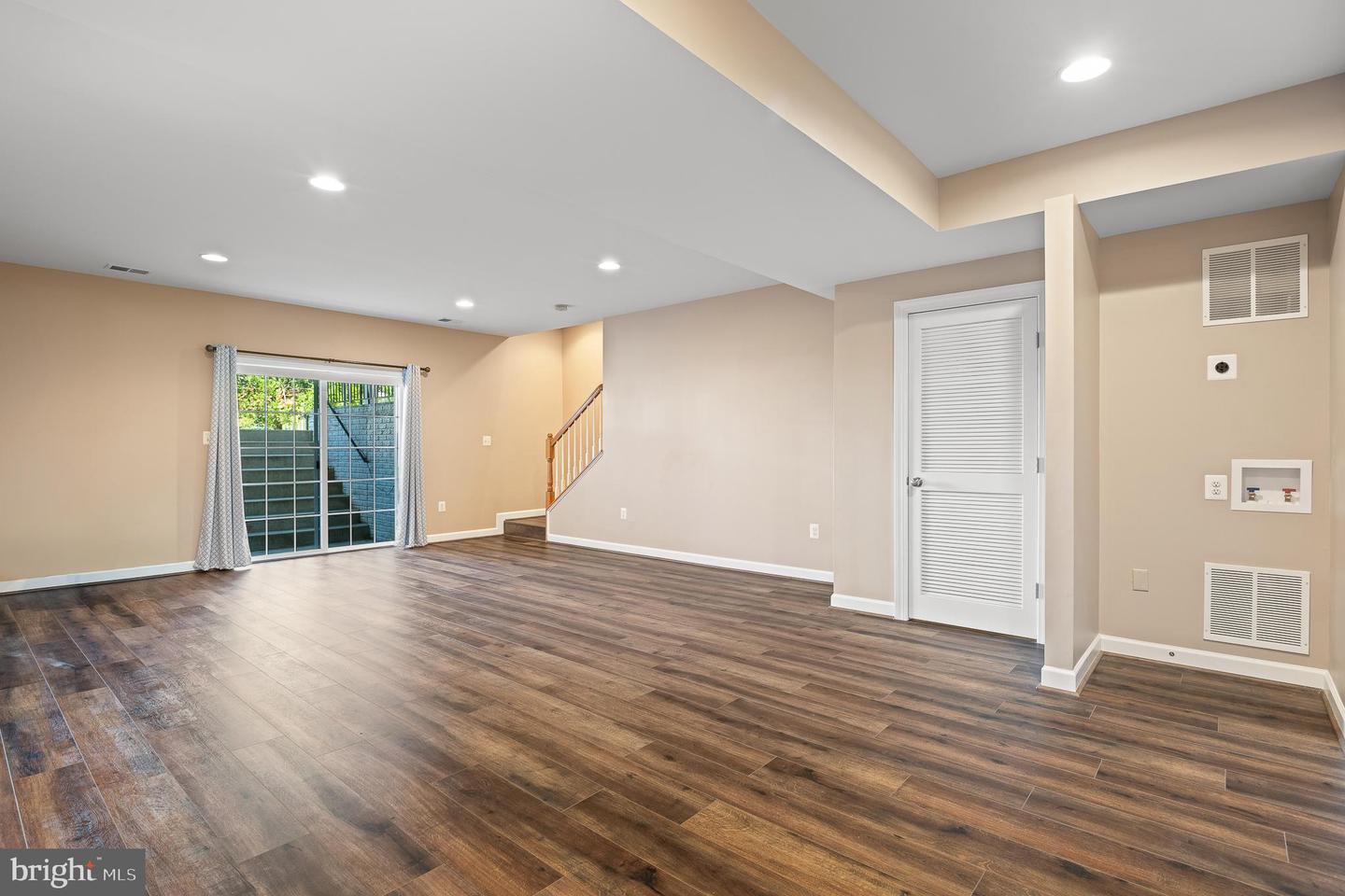 16862 REEF KNOT WAY, WOODBRIDGE, Virginia 22191, 5 Bedrooms Bedrooms, ,4 BathroomsBathrooms,Residential,For sale,16862 REEF KNOT WAY,VAPW2102818 MLS # VAPW2102818