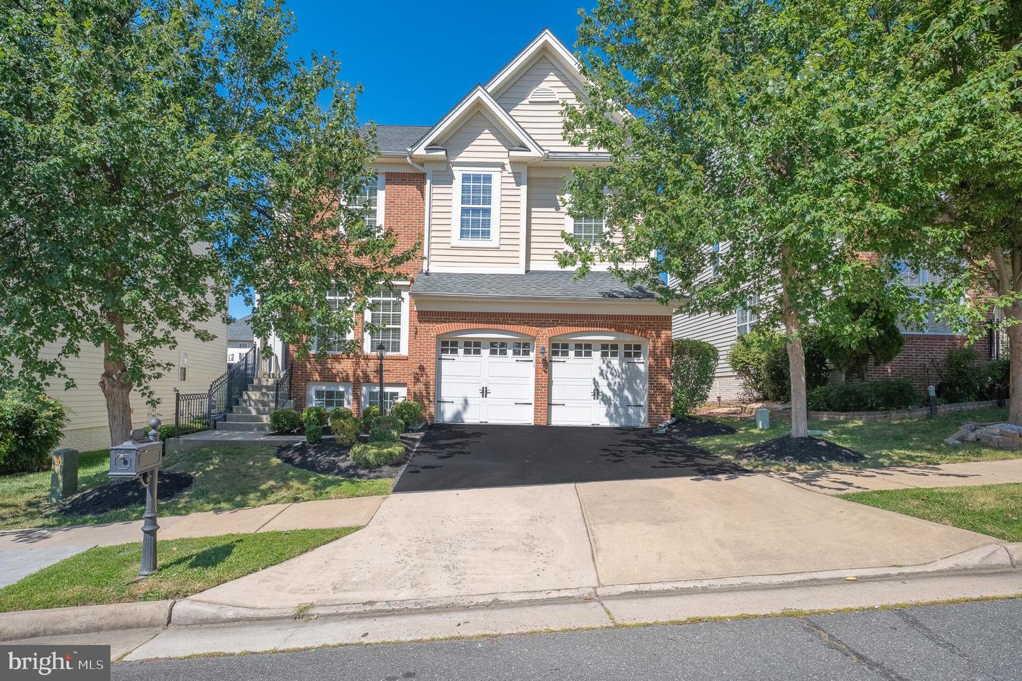 16862 REEF KNOT WAY, WOODBRIDGE, Virginia 22191, 5 Bedrooms Bedrooms, ,4 BathroomsBathrooms,Residential,For sale,16862 REEF KNOT WAY,VAPW2102818 MLS # VAPW2102818