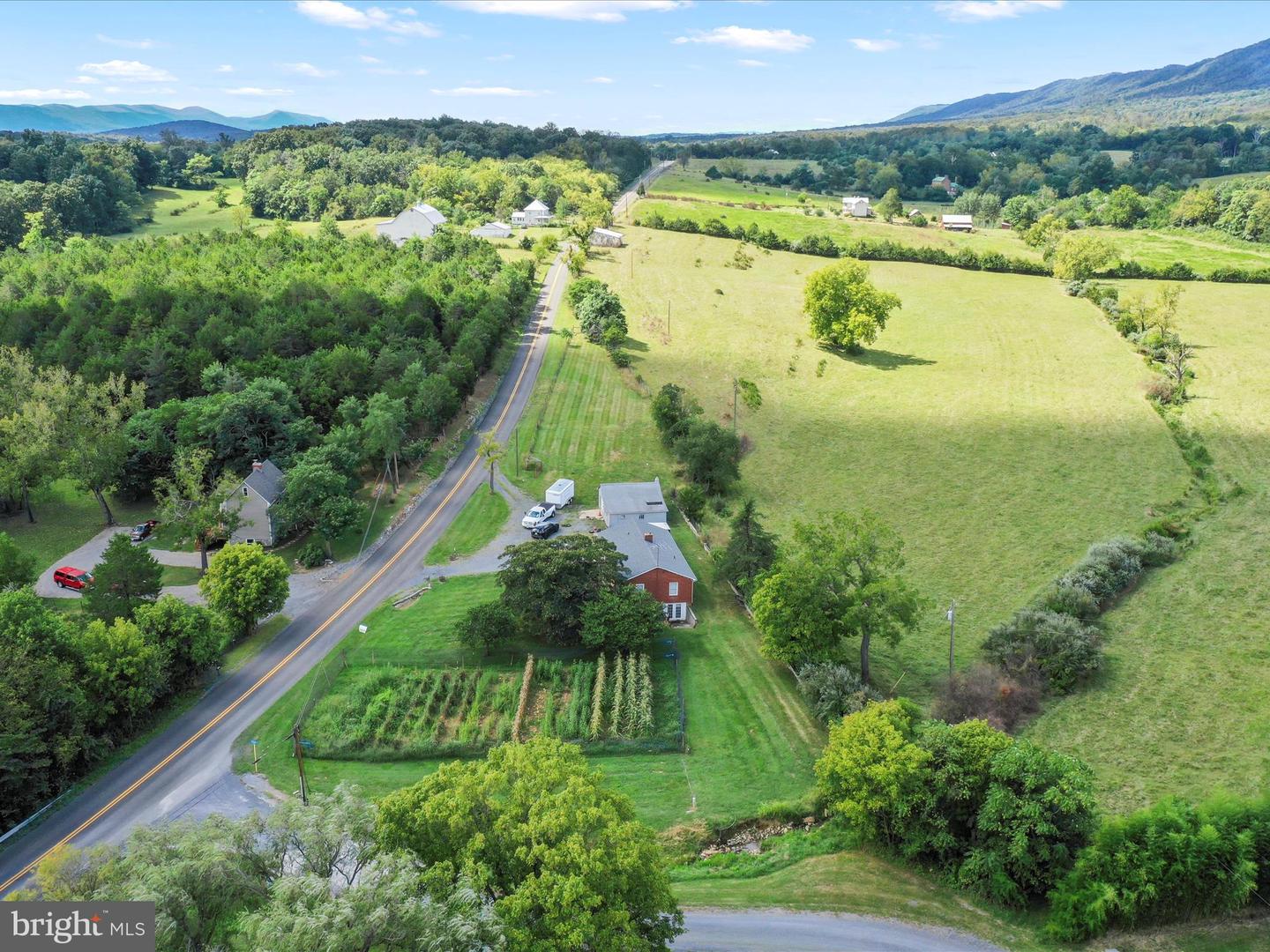 16957 BACK RD, STRASBURG, Virginia 22657, 2 Bedrooms Bedrooms, ,1 BathroomBathrooms,Residential,For sale,16957 BACK RD,VASH2012368 MLS # VASH2012368