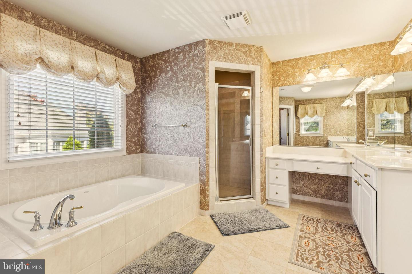 15013 RANSOM OAKS CT, GAINESVILLE, Virginia 20155, 5 Bedrooms Bedrooms, ,4 BathroomsBathrooms,Residential,For sale,15013 RANSOM OAKS CT,VAPW2102850 MLS # VAPW2102850