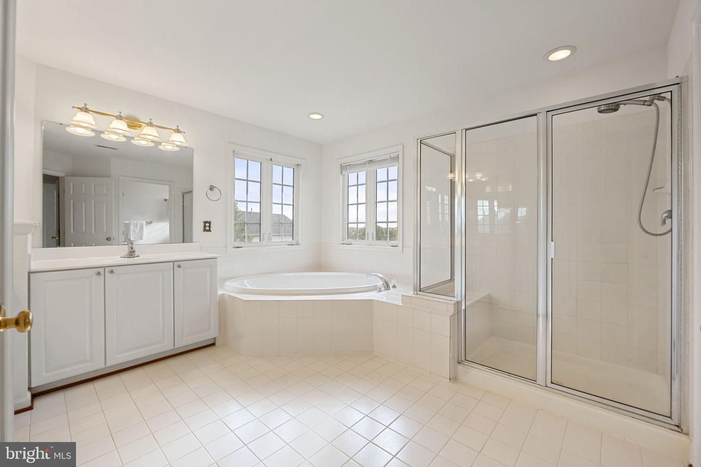 6528 ATKINS WAY, GAINESVILLE, Virginia 20155, 4 Bedrooms Bedrooms, 8 Rooms Rooms,4 BathroomsBathrooms,Residential,For sale,6528 ATKINS WAY,VAPW2102878 MLS # VAPW2102878