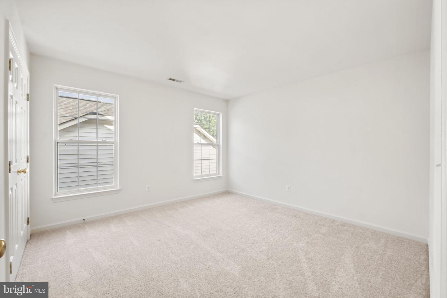 6528 ATKINS WAY, GAINESVILLE, Virginia 20155, 4 Bedrooms Bedrooms, 8 Rooms Rooms,4 BathroomsBathrooms,Residential,For sale,6528 ATKINS WAY,VAPW2102878 MLS # VAPW2102878