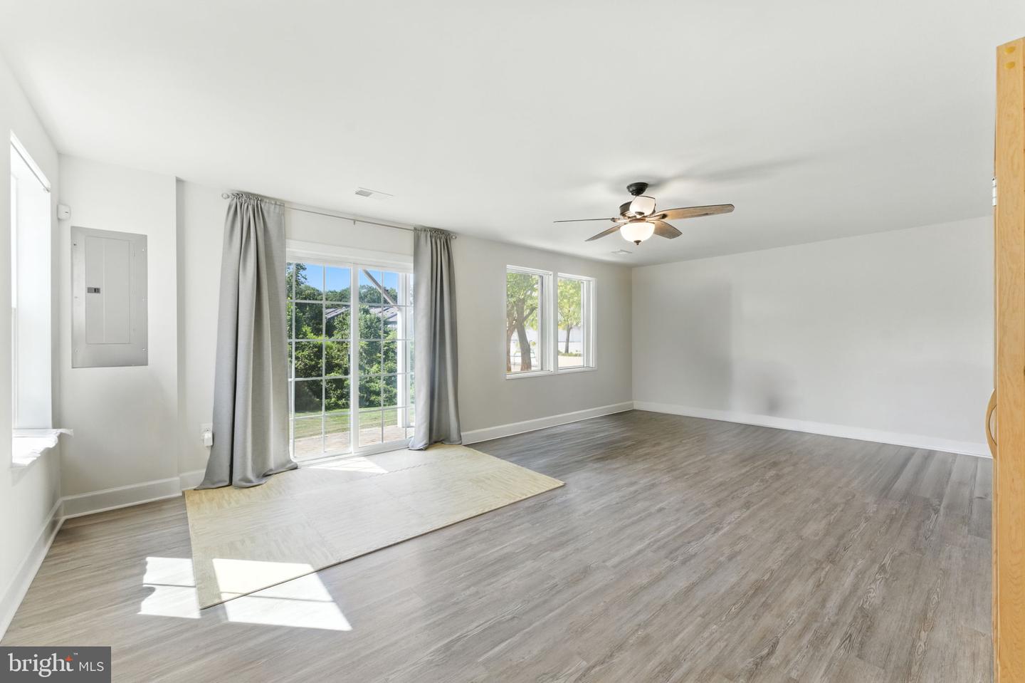 8773 ELSING GREEN DR, MANASSAS, Virginia 20112, 3 Bedrooms Bedrooms, ,3 BathroomsBathrooms,Residential,For sale,8773 ELSING GREEN DR,VAPW2102898 MLS # VAPW2102898