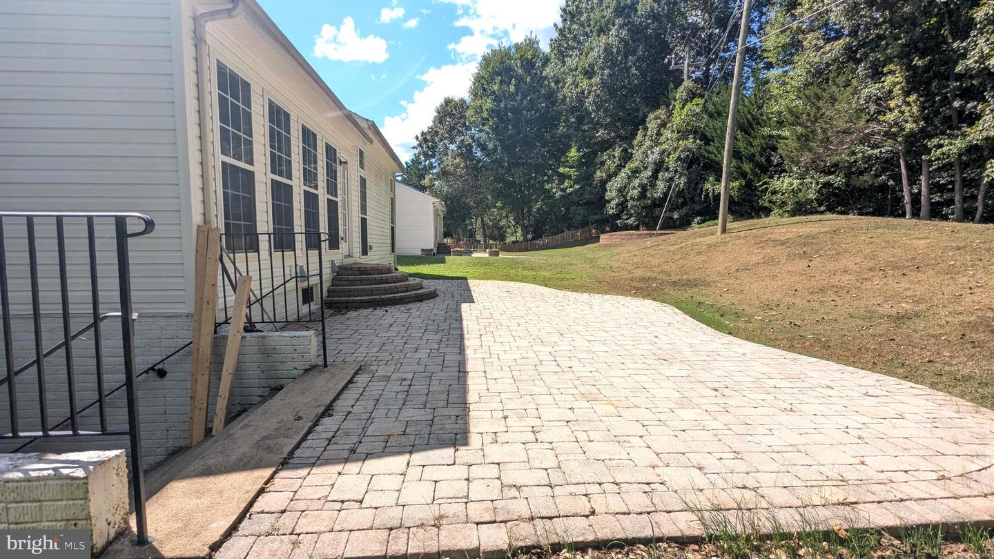 24 NUGENT DR, STAFFORD, Virginia 22554, 4 Bedrooms Bedrooms, ,4 BathroomsBathrooms,Residential,For sale,24 NUGENT DR,VAST2042248 MLS # VAST2042248