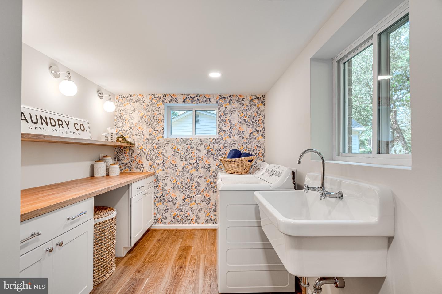 5137 RICHARDSON DR, FAIRFAX, Virginia 22032, 4 Bedrooms Bedrooms, 11 Rooms Rooms,2 BathroomsBathrooms,Residential,For sale,5137 RICHARDSON DR,VAFX2264136 MLS # VAFX2264136