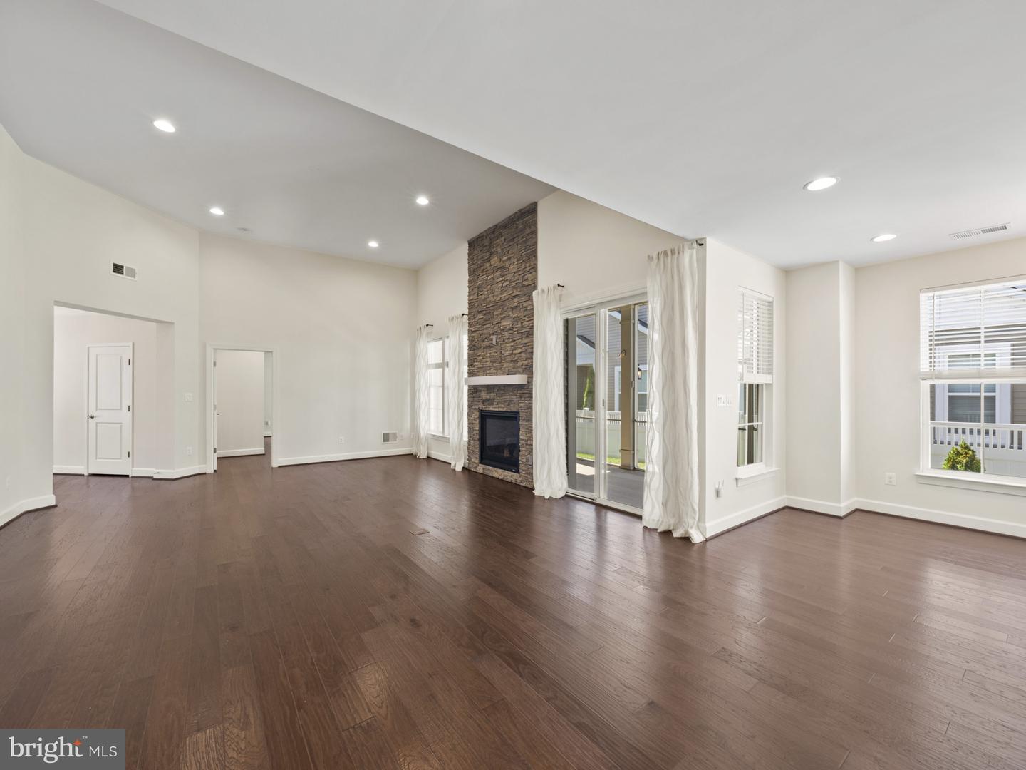 42729 AUTUMN DAY TER, ASHBURN, Virginia 20148, 3 Bedrooms Bedrooms, ,3 BathroomsBathrooms,Residential,For sale,42729 AUTUMN DAY TER,VALO2105736 MLS # VALO2105736