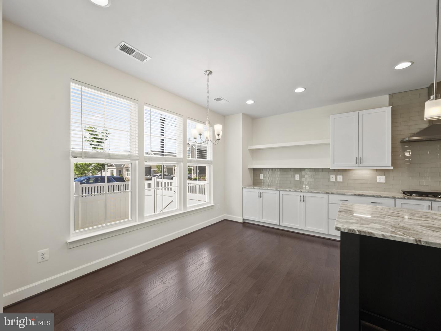 42729 AUTUMN DAY TER, ASHBURN, Virginia 20148, 3 Bedrooms Bedrooms, ,3 BathroomsBathrooms,Residential,For sale,42729 AUTUMN DAY TER,VALO2105736 MLS # VALO2105736