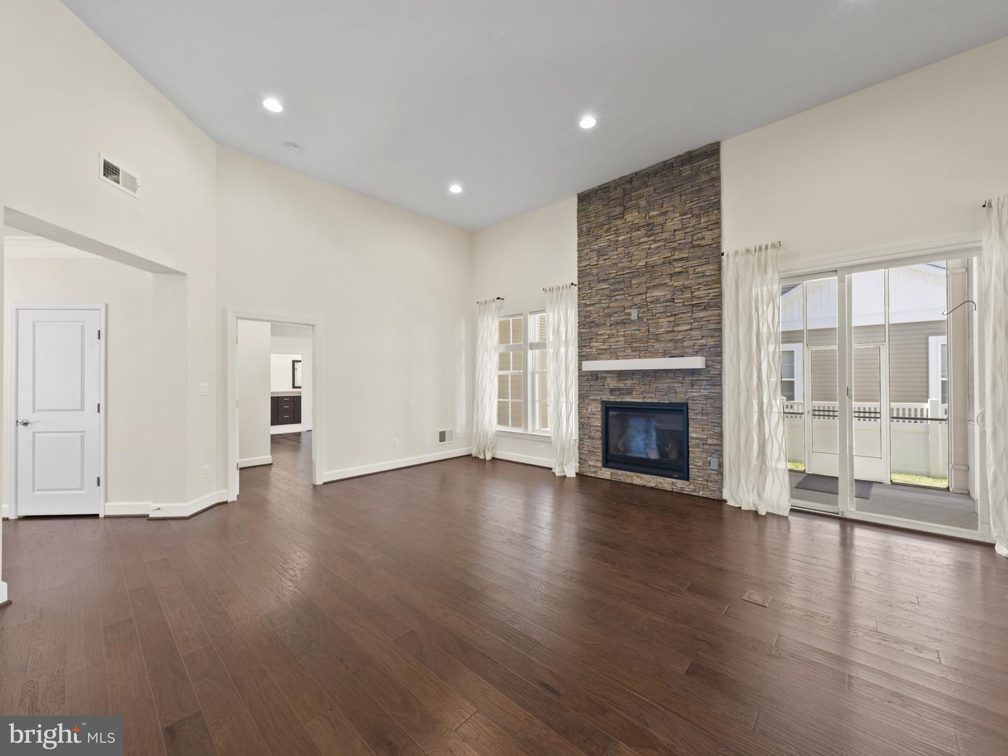 42729 AUTUMN DAY TER, ASHBURN, Virginia 20148, 3 Bedrooms Bedrooms, ,3 BathroomsBathrooms,Residential,For sale,42729 AUTUMN DAY TER,VALO2105736 MLS # VALO2105736