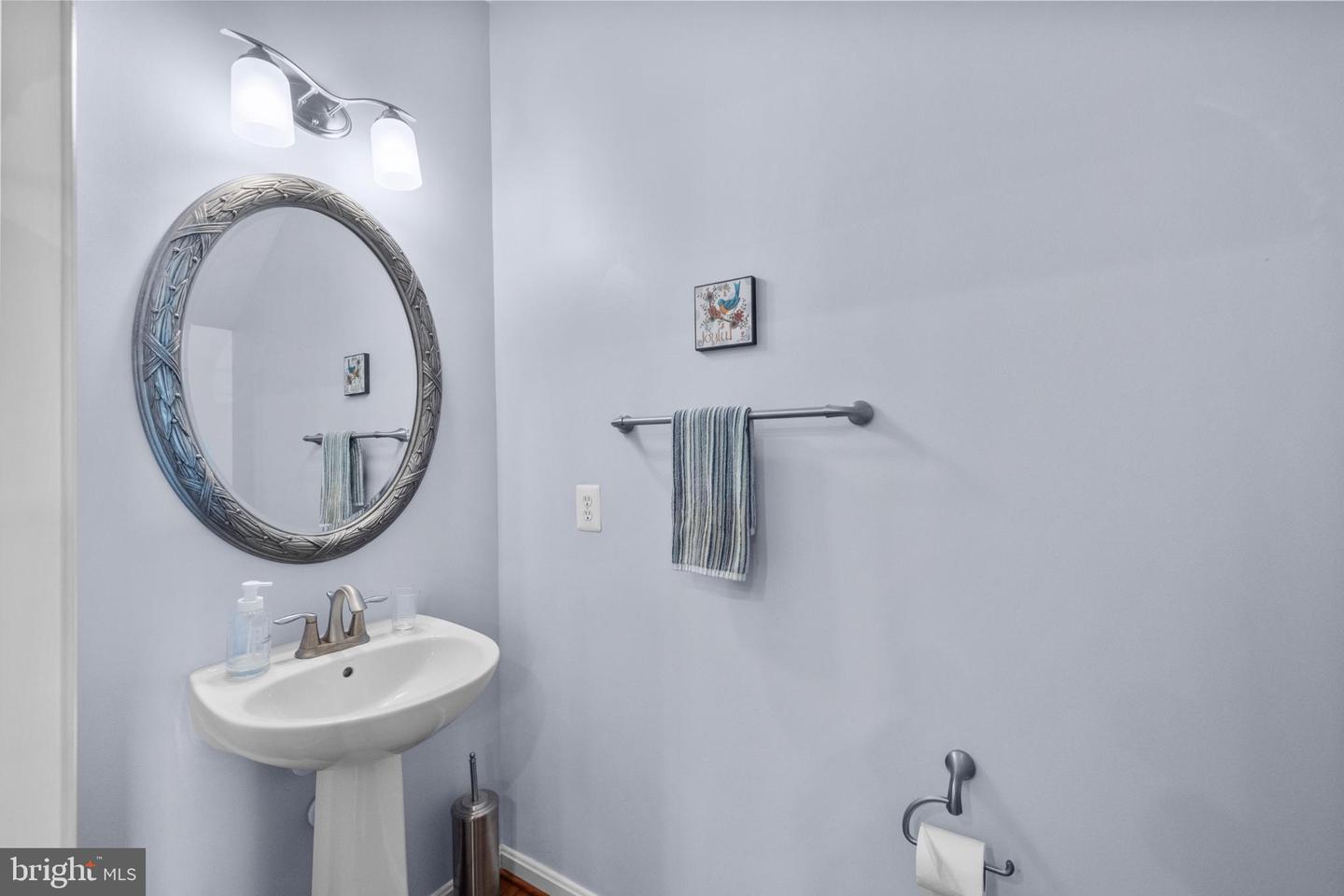 9439 STONEWALL RD, MANASSAS, Virginia 20110, 3 Bedrooms Bedrooms, 10 Rooms Rooms,2 BathroomsBathrooms,Residential,For sale,9439 STONEWALL RD,VAMN2009280 MLS # VAMN2009280