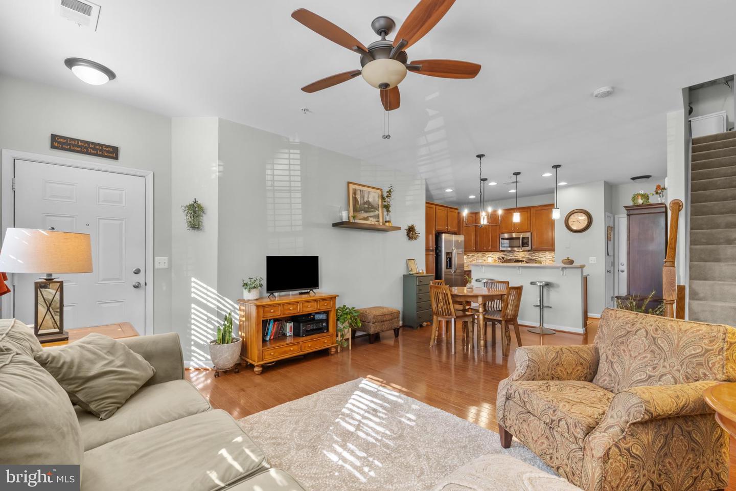 9439 STONEWALL RD, MANASSAS, Virginia 20110, 3 Bedrooms Bedrooms, 10 Rooms Rooms,2 BathroomsBathrooms,Residential,For sale,9439 STONEWALL RD,VAMN2009280 MLS # VAMN2009280