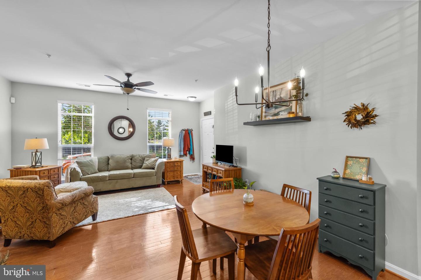 9439 STONEWALL RD, MANASSAS, Virginia 20110, 3 Bedrooms Bedrooms, 10 Rooms Rooms,2 BathroomsBathrooms,Residential,For sale,9439 STONEWALL RD,VAMN2009280 MLS # VAMN2009280