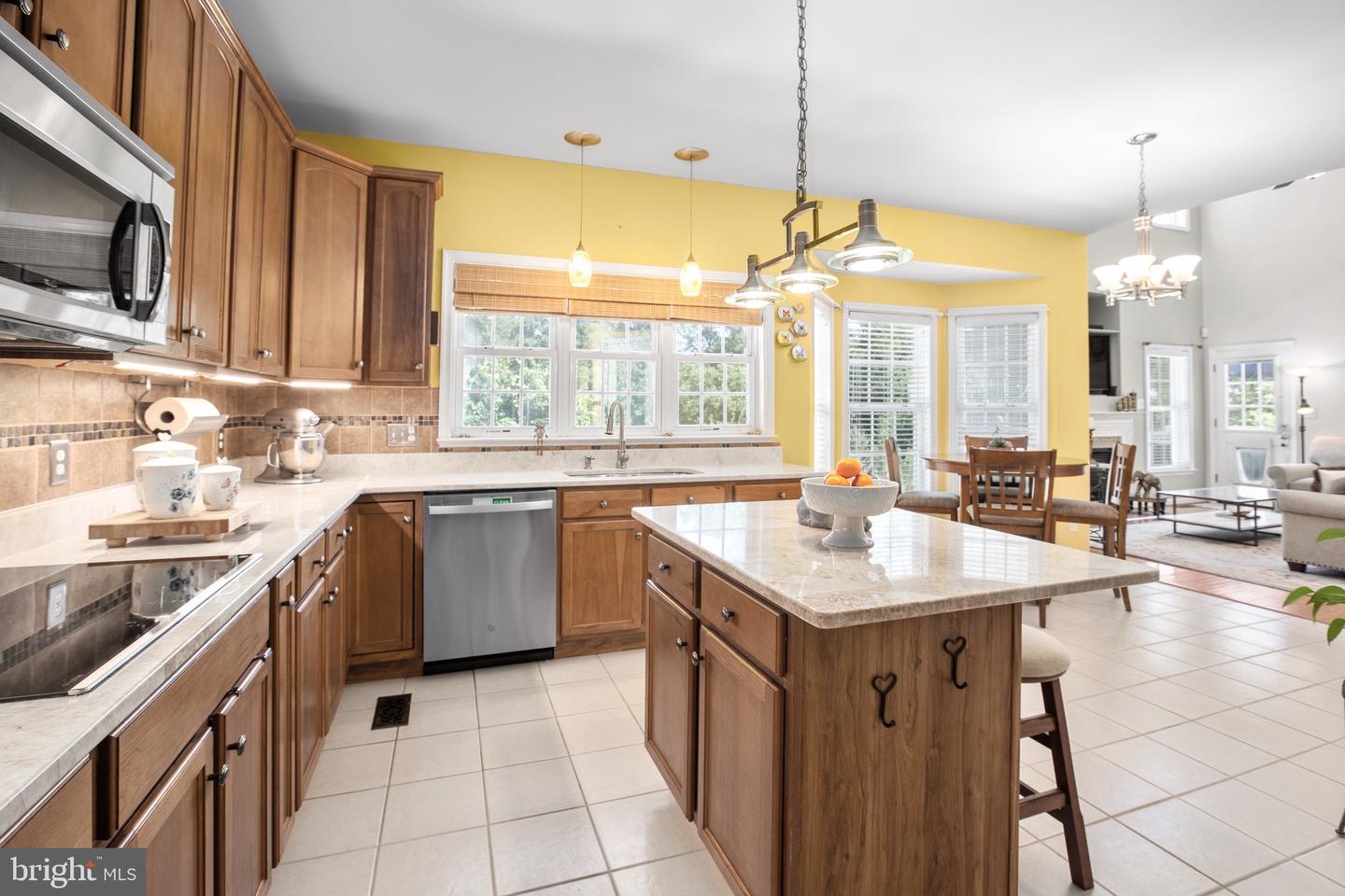 5803 TELLURIDE LN, SPOTSYLVANIA, Virginia 22553, 4 Bedrooms Bedrooms, 11 Rooms Rooms,2 BathroomsBathrooms,Residential,For sale,5803 TELLURIDE LN,VASP2035918 MLS # VASP2035918