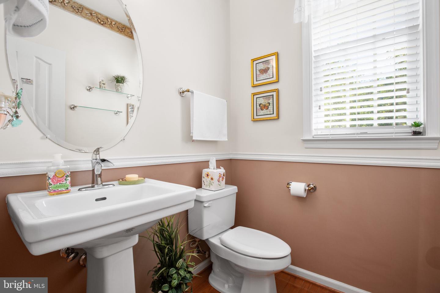 5803 TELLURIDE LN, SPOTSYLVANIA, Virginia 22553, 4 Bedrooms Bedrooms, 11 Rooms Rooms,2 BathroomsBathrooms,Residential,For sale,5803 TELLURIDE LN,VASP2035918 MLS # VASP2035918