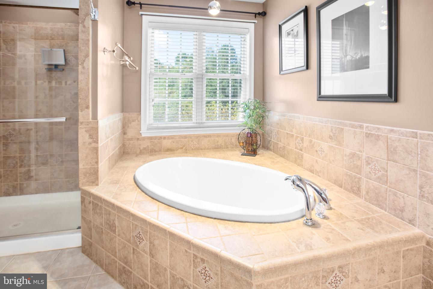 5803 TELLURIDE LN, SPOTSYLVANIA, Virginia 22553, 4 Bedrooms Bedrooms, 11 Rooms Rooms,2 BathroomsBathrooms,Residential,For sale,5803 TELLURIDE LN,VASP2035918 MLS # VASP2035918
