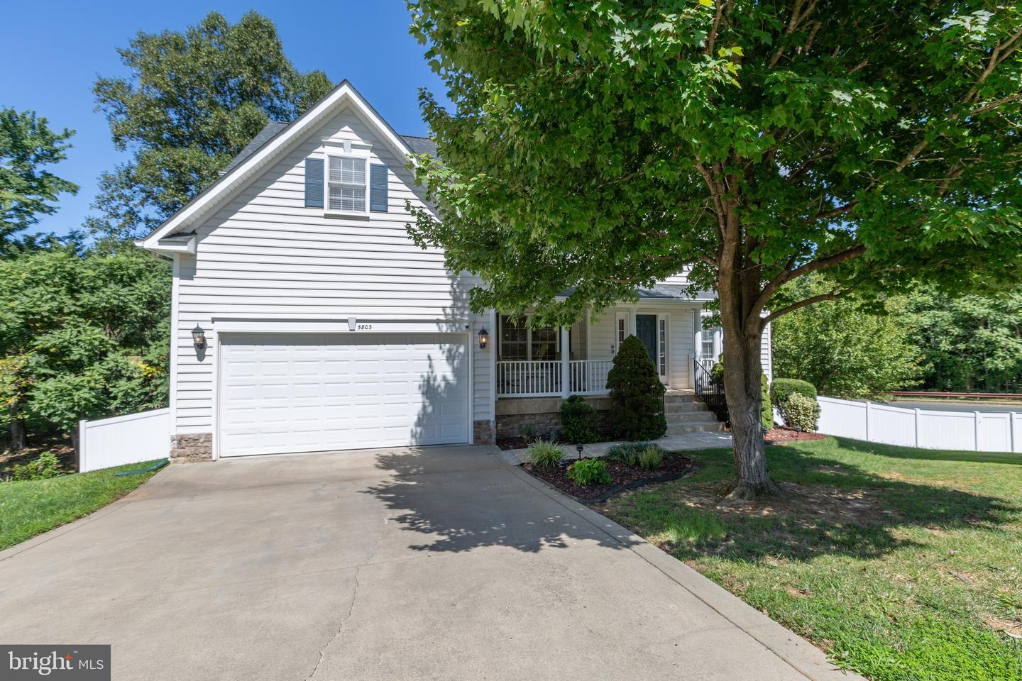 5803 TELLURIDE LN, SPOTSYLVANIA, Virginia 22553, 4 Bedrooms Bedrooms, 11 Rooms Rooms,2 BathroomsBathrooms,Residential,For sale,5803 TELLURIDE LN,VASP2035918 MLS # VASP2035918