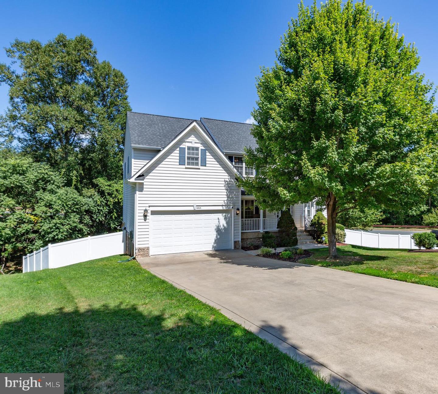 5803 TELLURIDE LN, SPOTSYLVANIA, Virginia 22553, 4 Bedrooms Bedrooms, 11 Rooms Rooms,2 BathroomsBathrooms,Residential,For sale,5803 TELLURIDE LN,VASP2035918 MLS # VASP2035918