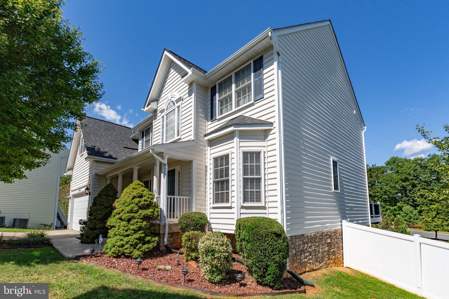 5803 TELLURIDE LN, SPOTSYLVANIA, Virginia 22553, 4 Bedrooms Bedrooms, 11 Rooms Rooms,2 BathroomsBathrooms,Residential,For sale,5803 TELLURIDE LN,VASP2035918 MLS # VASP2035918