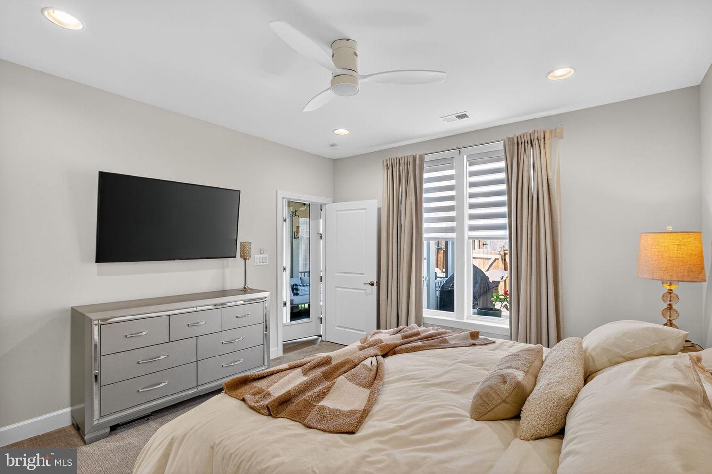 154 WINDFLOWER WAY, STAFFORD, Virginia 22554, 3 Bedrooms Bedrooms, ,2 BathroomsBathrooms,Residential,For sale,154 WINDFLOWER WAY,VAST2042296 MLS # VAST2042296