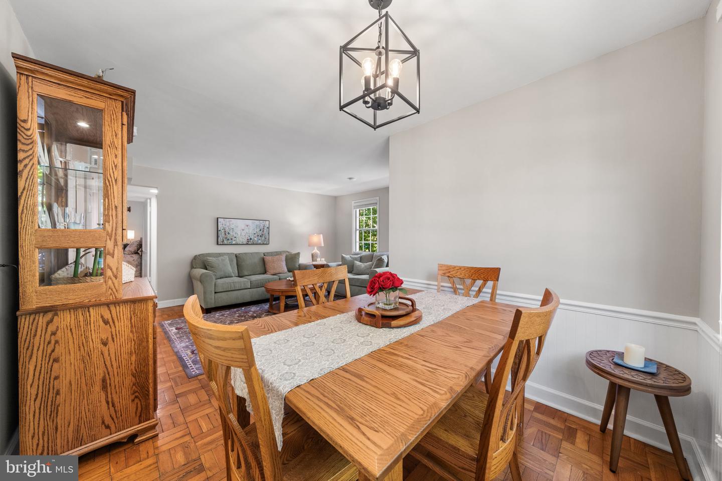 6701 W WAKEFIELD DR #A2, ALEXANDRIA, Virginia 22307, 2 Bedrooms Bedrooms, 5 Rooms Rooms,1 BathroomBathrooms,Residential,For sale,6701 W WAKEFIELD DR #A2,VAFX2264310 MLS # VAFX2264310