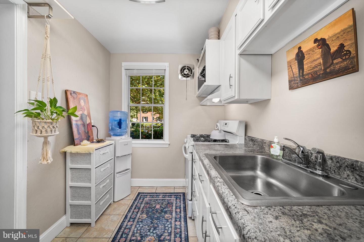 6701 W WAKEFIELD DR #A2, ALEXANDRIA, Virginia 22307, 2 Bedrooms Bedrooms, 5 Rooms Rooms,1 BathroomBathrooms,Residential,For sale,6701 W WAKEFIELD DR #A2,VAFX2264310 MLS # VAFX2264310