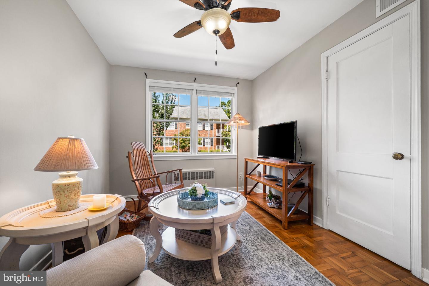 6701 W WAKEFIELD DR #A2, ALEXANDRIA, Virginia 22307, 2 Bedrooms Bedrooms, 5 Rooms Rooms,1 BathroomBathrooms,Residential,For sale,6701 W WAKEFIELD DR #A2,VAFX2264310 MLS # VAFX2264310