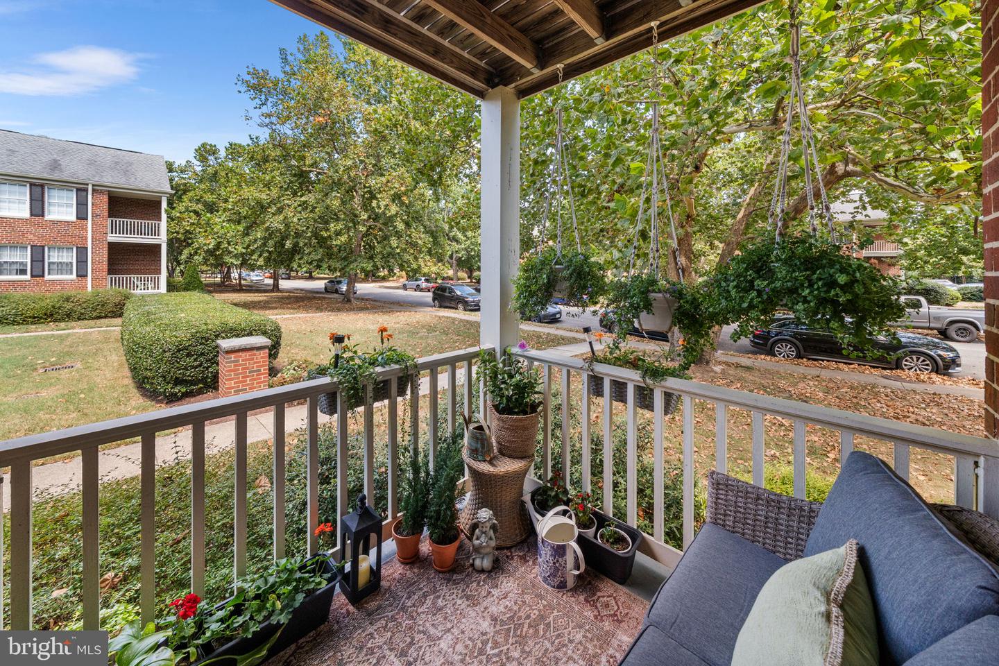 6701 W WAKEFIELD DR #A2, ALEXANDRIA, Virginia 22307, 2 Bedrooms Bedrooms, 5 Rooms Rooms,1 BathroomBathrooms,Residential,For sale,6701 W WAKEFIELD DR #A2,VAFX2264310 MLS # VAFX2264310