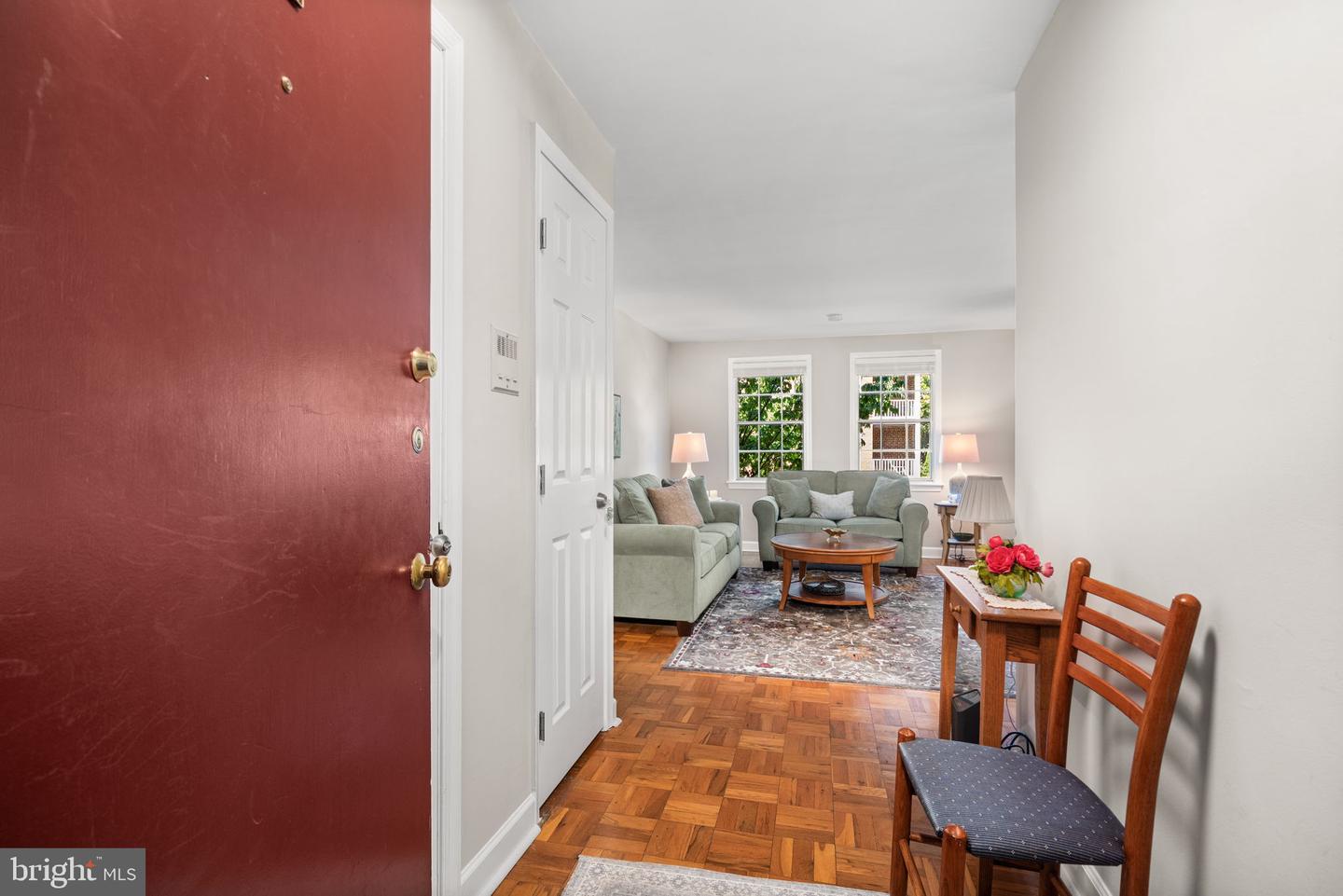 6701 W WAKEFIELD DR #A2, ALEXANDRIA, Virginia 22307, 2 Bedrooms Bedrooms, 5 Rooms Rooms,1 BathroomBathrooms,Residential,For sale,6701 W WAKEFIELD DR #A2,VAFX2264310 MLS # VAFX2264310