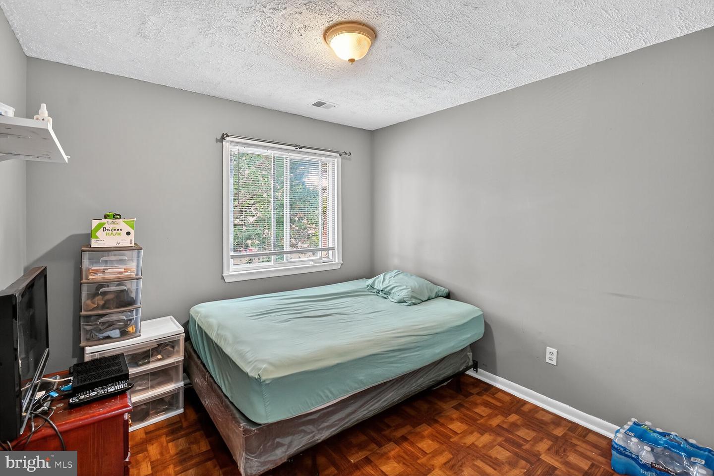 3890 MARIPOSA PL #49E, ALEXANDRIA, Virginia 22309, 3 Bedrooms Bedrooms, ,2 BathroomsBathrooms,Residential,For sale,3890 MARIPOSA PL #49E,VAFX2264346 MLS # VAFX2264346