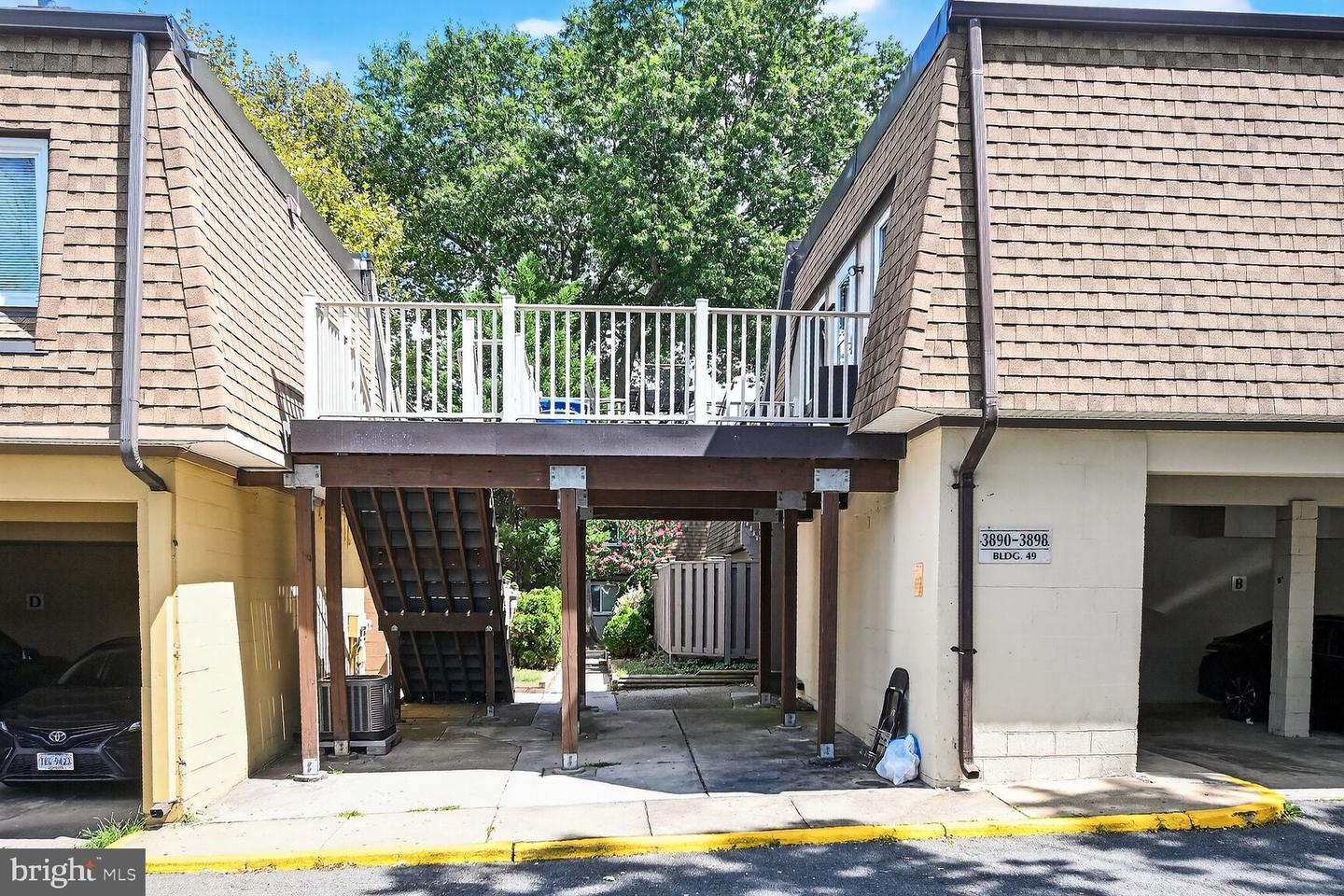 3890 MARIPOSA PL #49E, ALEXANDRIA, Virginia 22309, 3 Bedrooms Bedrooms, ,2 BathroomsBathrooms,Residential,For sale,3890 MARIPOSA PL #49E,VAFX2264346 MLS # VAFX2264346