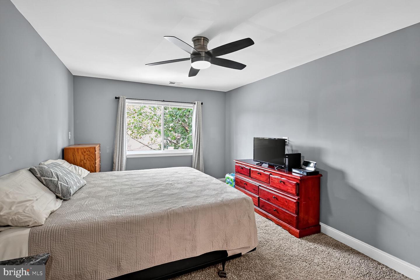 3890 MARIPOSA PL #49E, ALEXANDRIA, Virginia 22309, 3 Bedrooms Bedrooms, ,2 BathroomsBathrooms,Residential,For sale,3890 MARIPOSA PL #49E,VAFX2264346 MLS # VAFX2264346