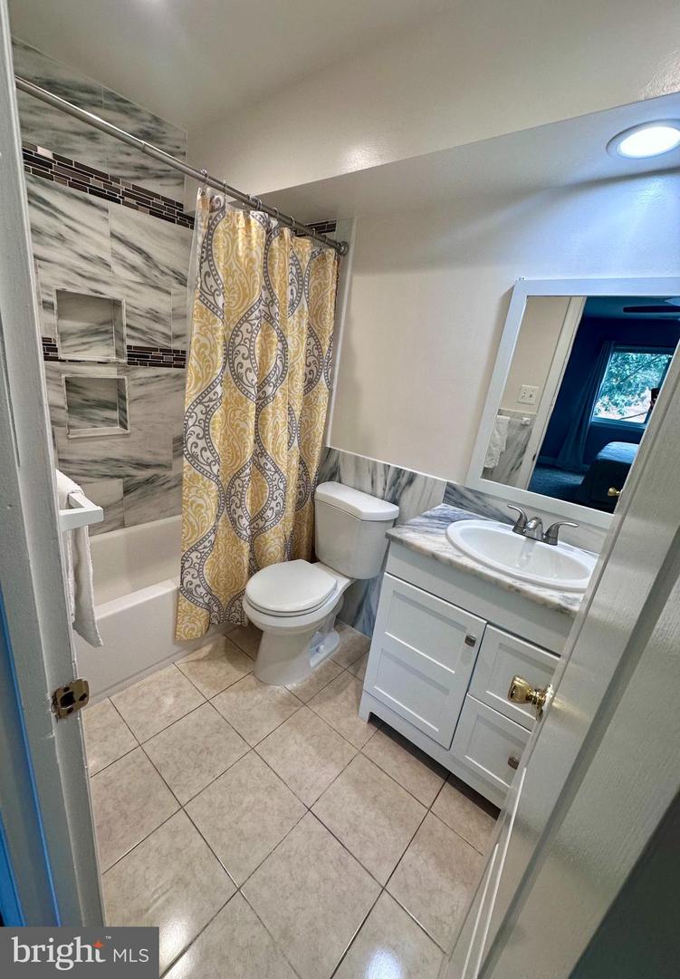 3890 MARIPOSA PL #49E, ALEXANDRIA, Virginia 22309, 3 Bedrooms Bedrooms, ,2 BathroomsBathrooms,Residential,For sale,3890 MARIPOSA PL #49E,VAFX2264346 MLS # VAFX2264346