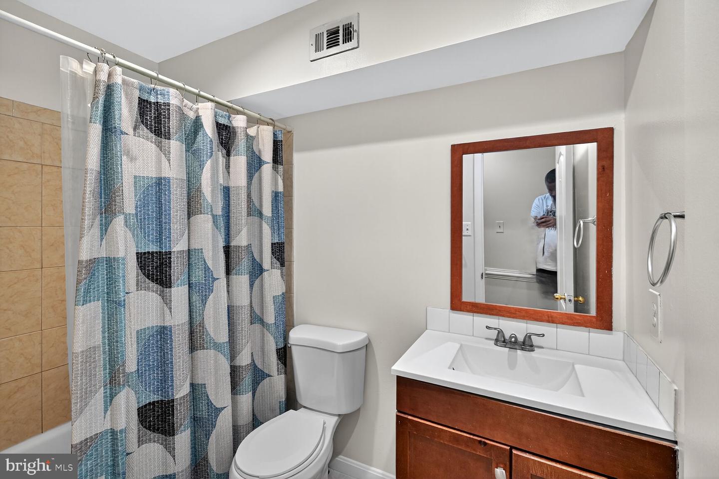3890 MARIPOSA PL #49E, ALEXANDRIA, Virginia 22309, 3 Bedrooms Bedrooms, ,2 BathroomsBathrooms,Residential,For sale,3890 MARIPOSA PL #49E,VAFX2264346 MLS # VAFX2264346