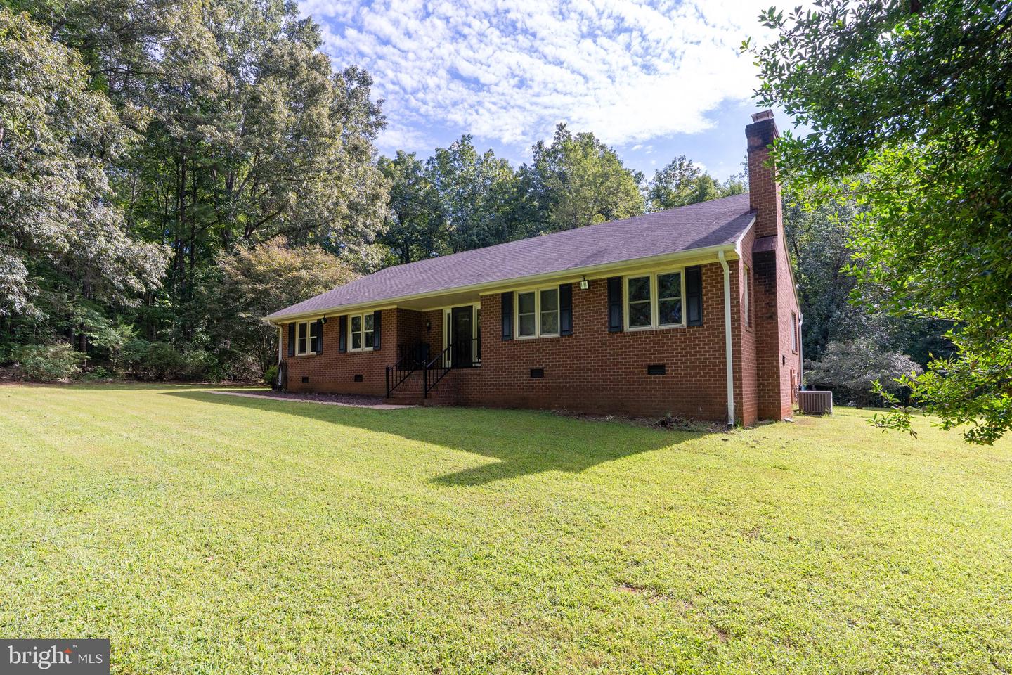 15312 SCOTCHTOWN RD, MONTPELIER, Virginia 23192, 3 Bedrooms Bedrooms, 6 Rooms Rooms,2 BathroomsBathrooms,Residential,For sale,15312 SCOTCHTOWN RD,VAHA2001060 MLS # VAHA2001060