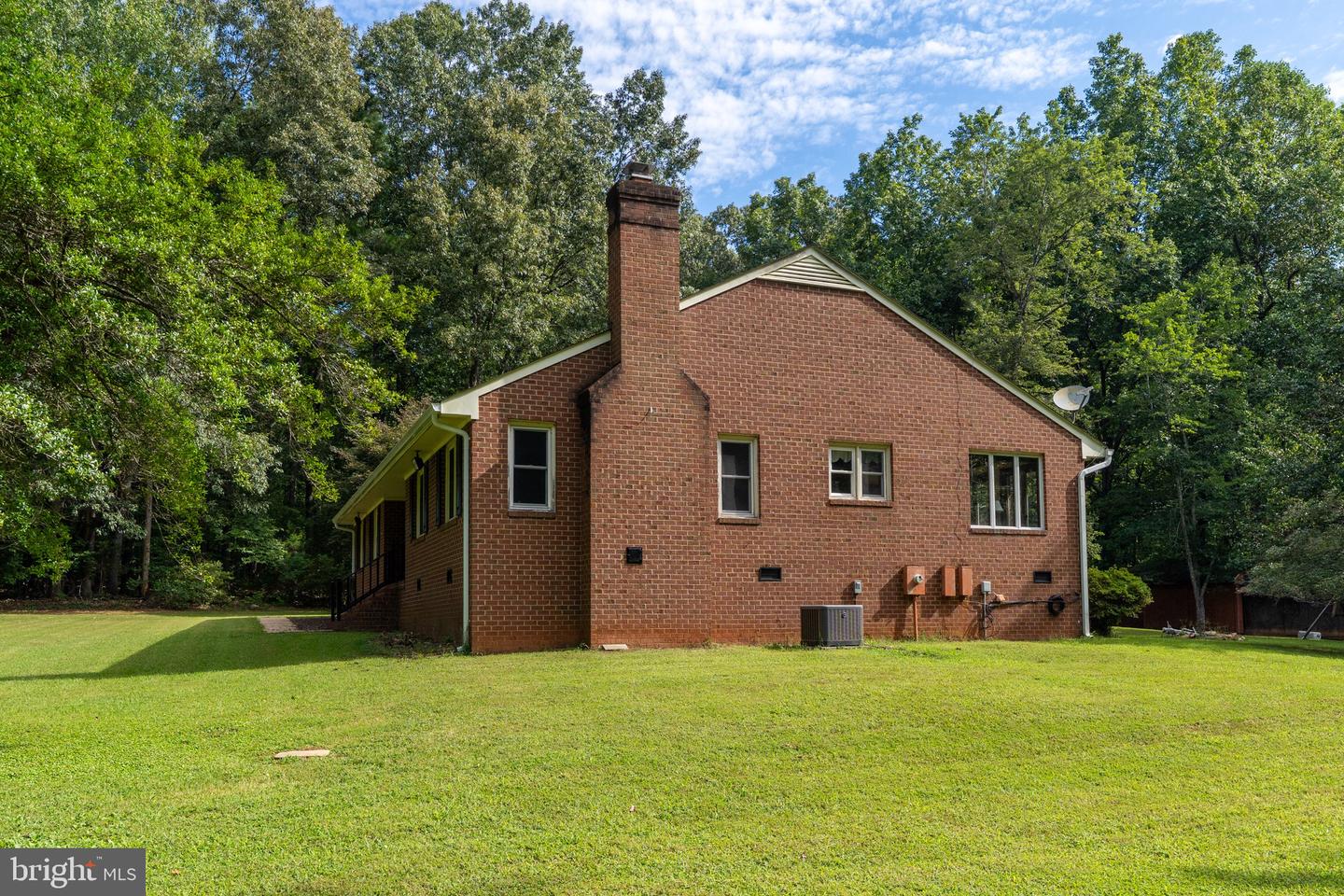 15312 SCOTCHTOWN RD, MONTPELIER, Virginia 23192, 3 Bedrooms Bedrooms, 6 Rooms Rooms,2 BathroomsBathrooms,Residential,For sale,15312 SCOTCHTOWN RD,VAHA2001060 MLS # VAHA2001060