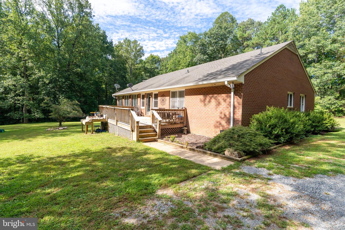15312 SCOTCHTOWN RD, MONTPELIER, Virginia 23192, 3 Bedrooms Bedrooms, 6 Rooms Rooms,2 BathroomsBathrooms,Residential,For sale,15312 SCOTCHTOWN RD,VAHA2001060 MLS # VAHA2001060