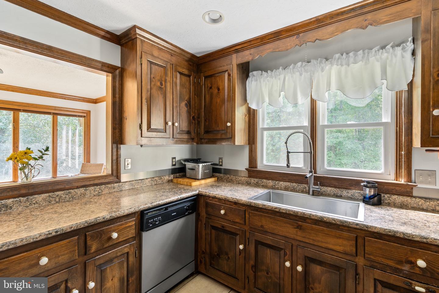 15312 SCOTCHTOWN RD, MONTPELIER, Virginia 23192, 3 Bedrooms Bedrooms, 6 Rooms Rooms,2 BathroomsBathrooms,Residential,For sale,15312 SCOTCHTOWN RD,VAHA2001060 MLS # VAHA2001060