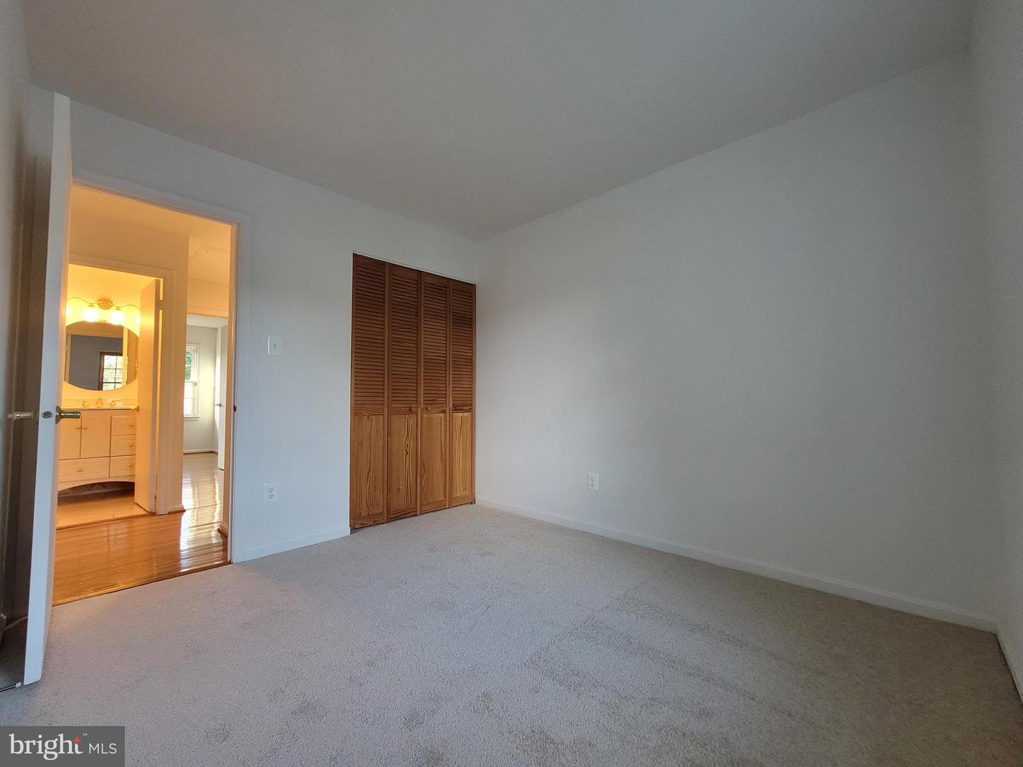 9165 BROKEN OAK PL #41C, BURKE, Virginia 22015, 3 Bedrooms Bedrooms, ,2 BathroomsBathrooms,Residential,For sale,9165 BROKEN OAK PL #41C,VAFX2264440 MLS # VAFX2264440