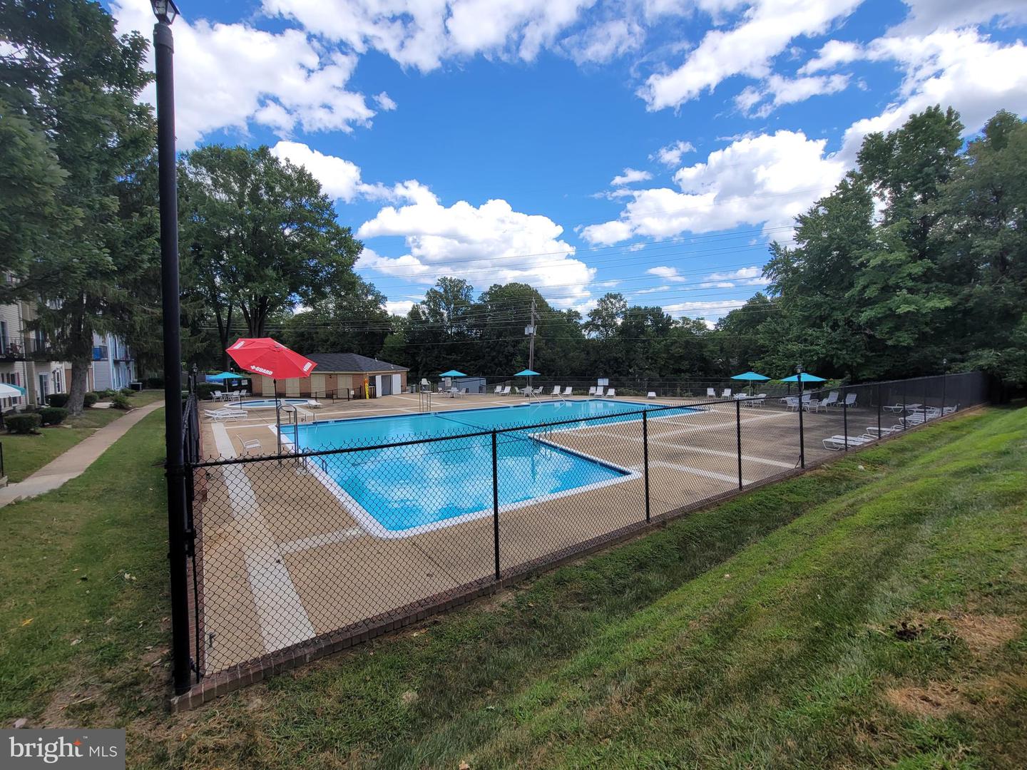 9165 BROKEN OAK PL #41C, BURKE, Virginia 22015, 3 Bedrooms Bedrooms, ,2 BathroomsBathrooms,Residential,For sale,9165 BROKEN OAK PL #41C,VAFX2264440 MLS # VAFX2264440