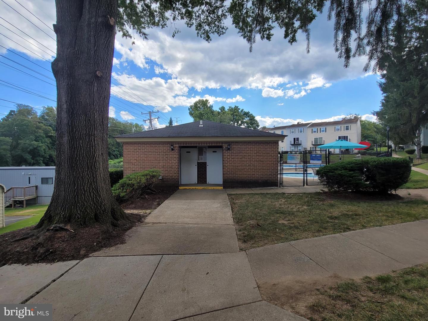 9165 BROKEN OAK PL #41C, BURKE, Virginia 22015, 3 Bedrooms Bedrooms, ,2 BathroomsBathrooms,Residential,For sale,9165 BROKEN OAK PL #41C,VAFX2264440 MLS # VAFX2264440