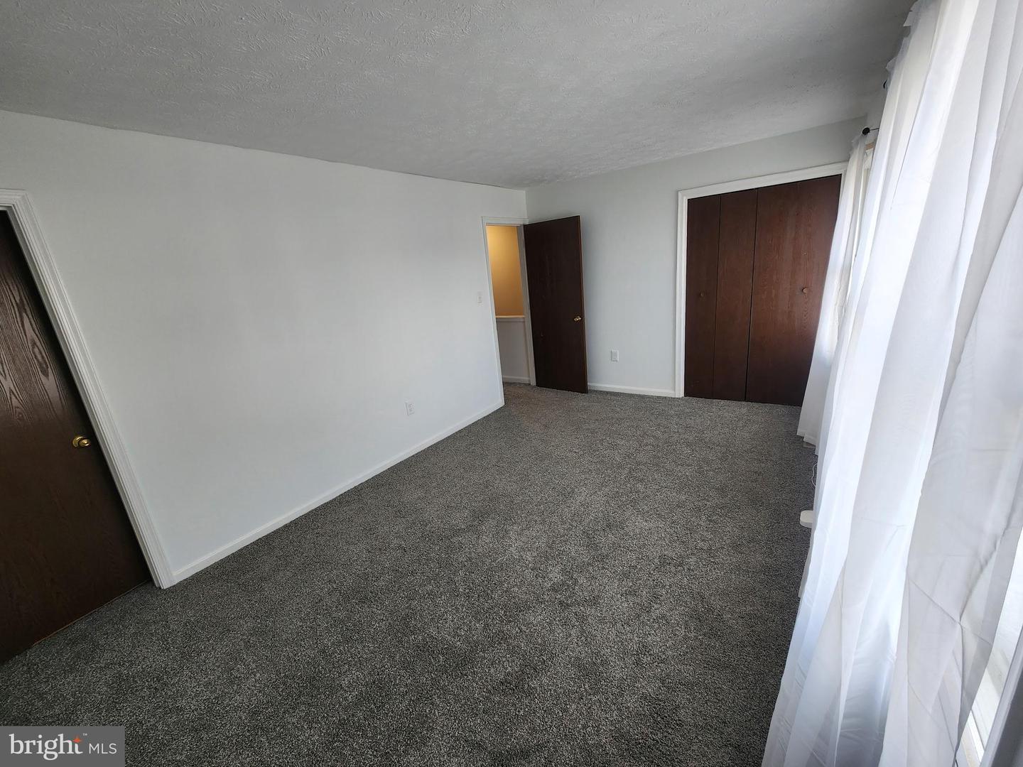389 SURREY CLUB LN, STEPHENS CITY, Virginia 22655, 2 Bedrooms Bedrooms, 8 Rooms Rooms,1 BathroomBathrooms,Residential,For sale,389 SURREY CLUB LN,VAFV2036546 MLS # VAFV2036546