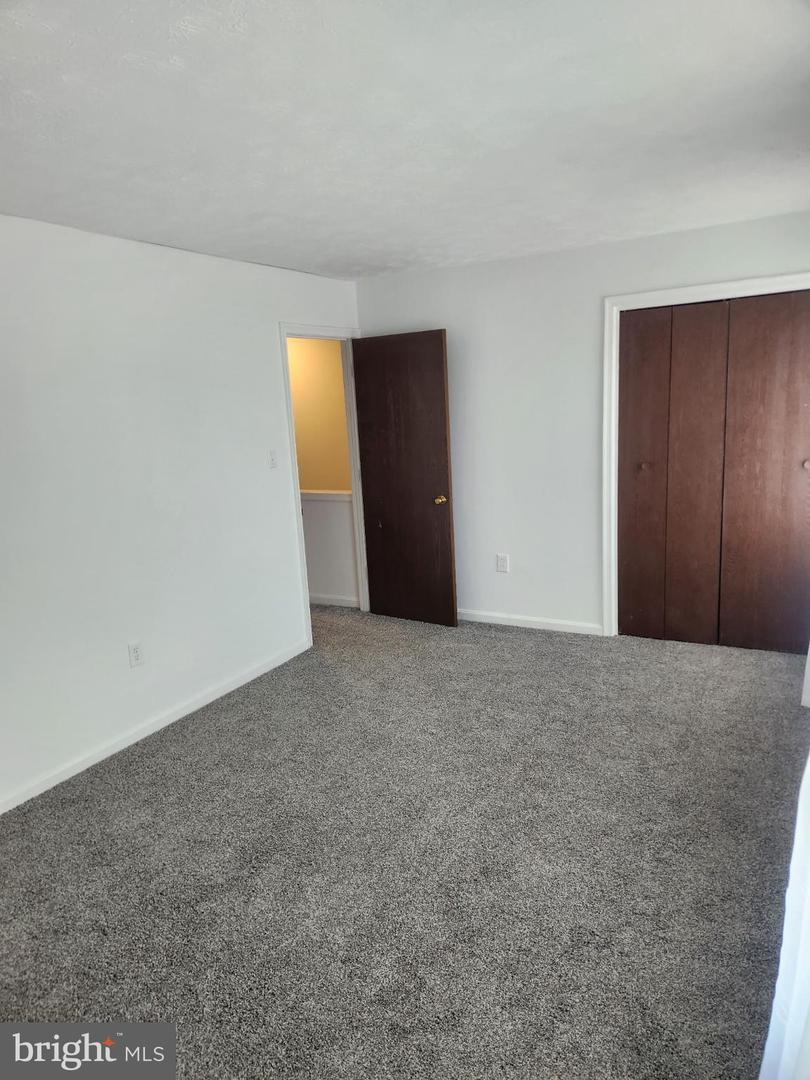 389 SURREY CLUB LN, STEPHENS CITY, Virginia 22655, 2 Bedrooms Bedrooms, 8 Rooms Rooms,1 BathroomBathrooms,Residential,For sale,389 SURREY CLUB LN,VAFV2036546 MLS # VAFV2036546