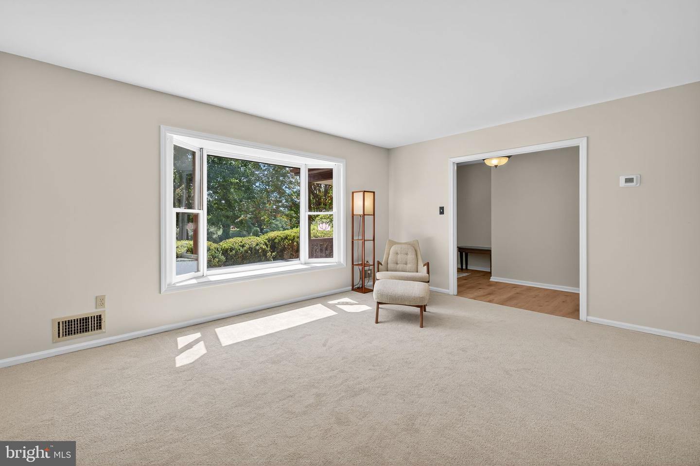 8004 COOKS CT, WARRENTON, Virginia 20186, 3 Bedrooms Bedrooms, 9 Rooms Rooms,2 BathroomsBathrooms,Residential,For sale,8004 COOKS CT,VAFQ2018136 MLS # VAFQ2018136
