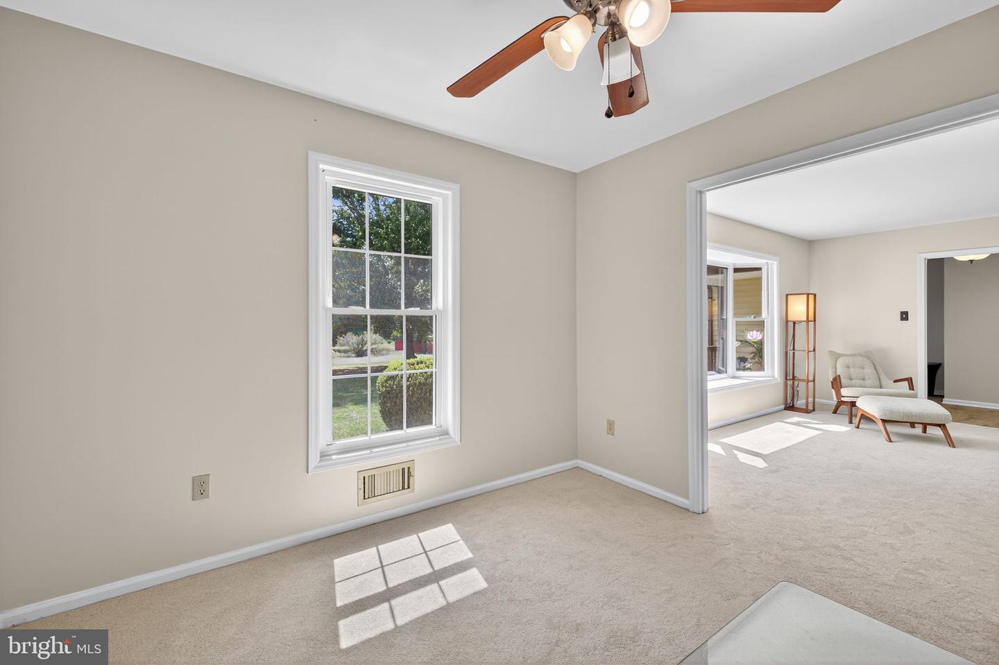 8004 COOKS CT, WARRENTON, Virginia 20186, 3 Bedrooms Bedrooms, 9 Rooms Rooms,2 BathroomsBathrooms,Residential,For sale,8004 COOKS CT,VAFQ2018136 MLS # VAFQ2018136