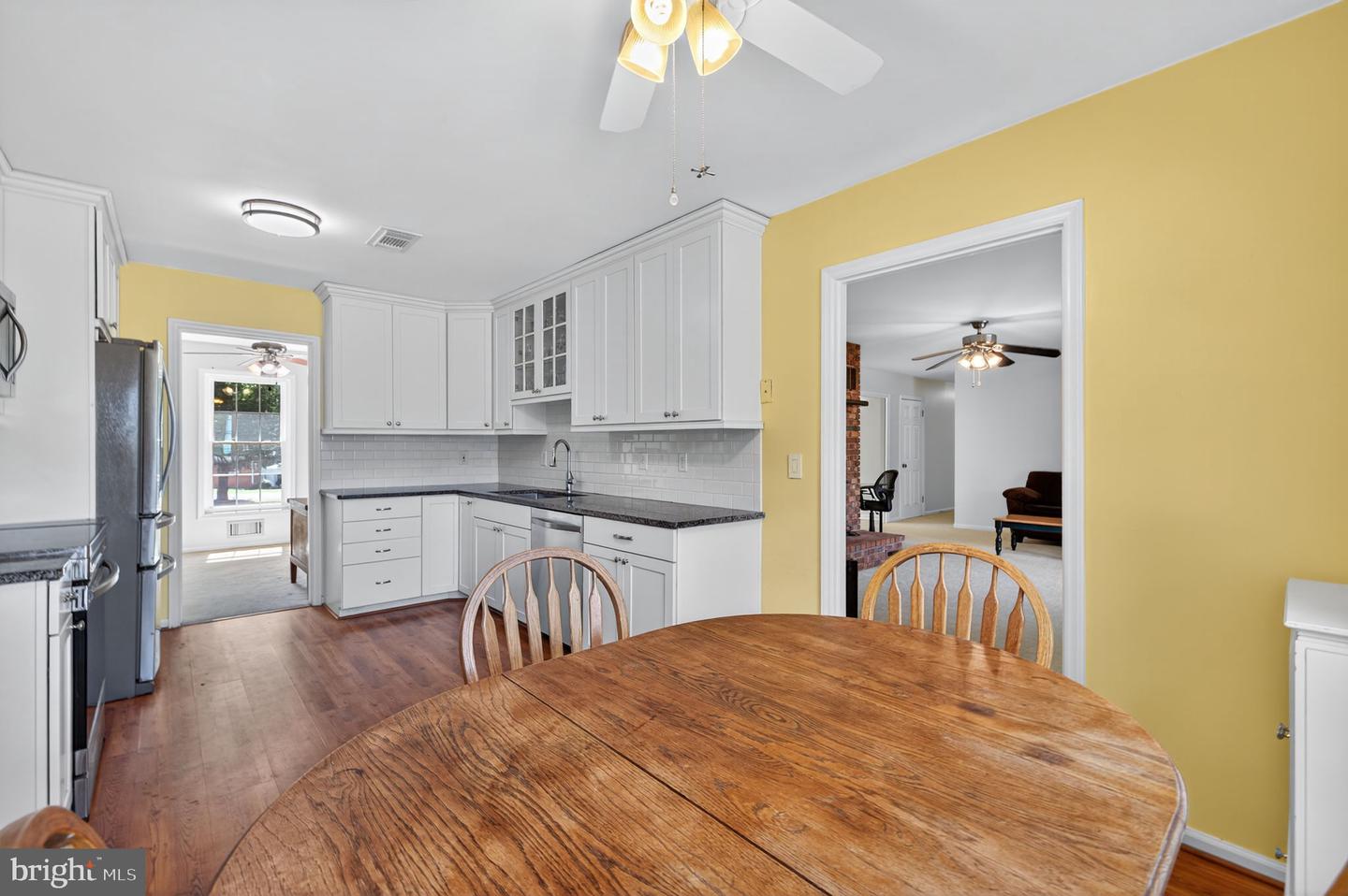 8004 COOKS CT, WARRENTON, Virginia 20186, 3 Bedrooms Bedrooms, 9 Rooms Rooms,2 BathroomsBathrooms,Residential,For sale,8004 COOKS CT,VAFQ2018136 MLS # VAFQ2018136