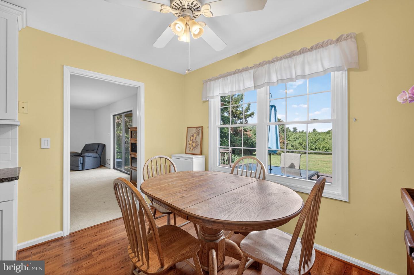 8004 COOKS CT, WARRENTON, Virginia 20186, 3 Bedrooms Bedrooms, 9 Rooms Rooms,2 BathroomsBathrooms,Residential,For sale,8004 COOKS CT,VAFQ2018136 MLS # VAFQ2018136